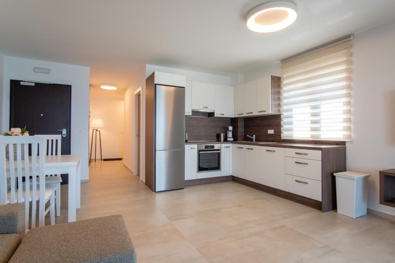 Apartments Mandre I エクステリア 写真