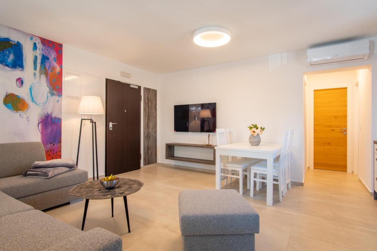 Apartments Mandre I エクステリア 写真